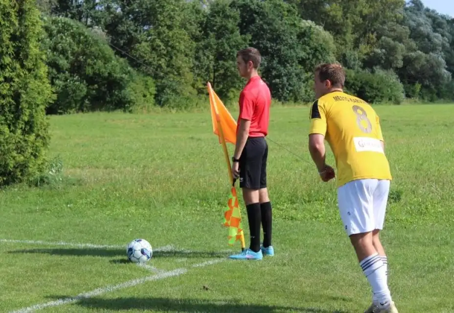 TJ Lokomotiva Louky : SK Horní Suchá "B" 1:1 (1:0)